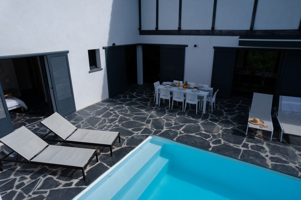 VILLA BEHERENA 16pers. Piscine, jardin, 600m de l'Océan à Guéthary (64)